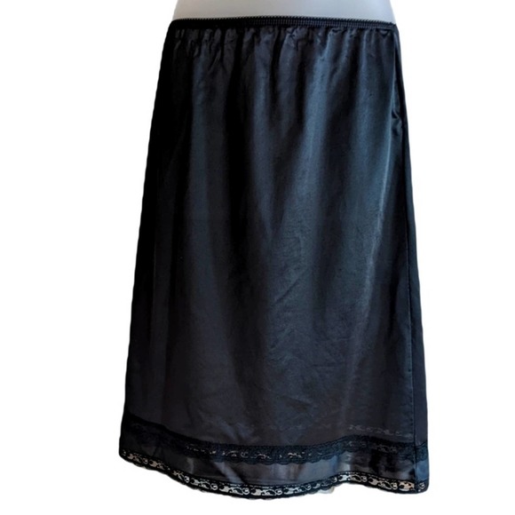 Vintage Other - Lady Manhattan Vintage Black Nylon and Lace Skirt Slip M